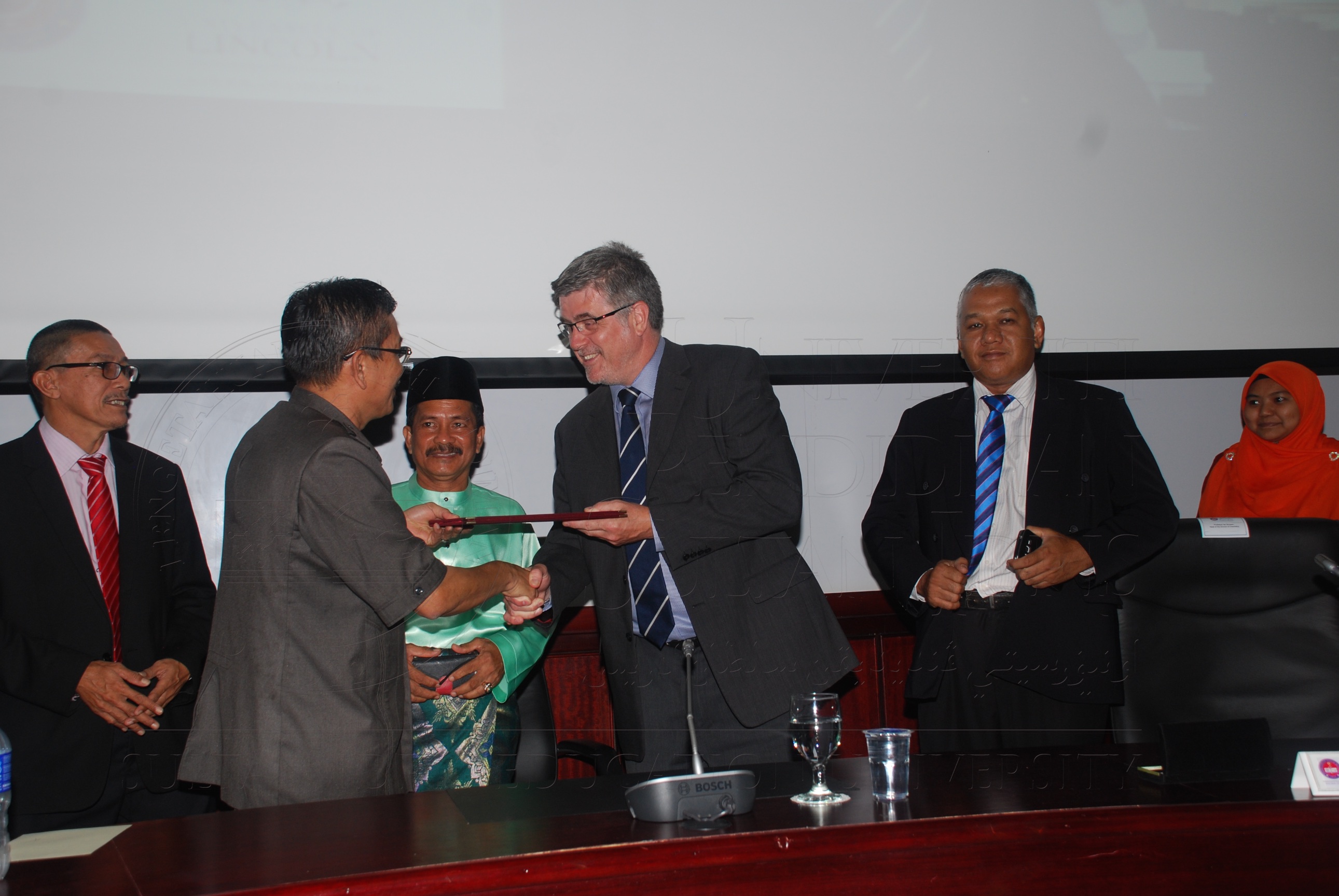 PRO15 134 LOI DSC 0664